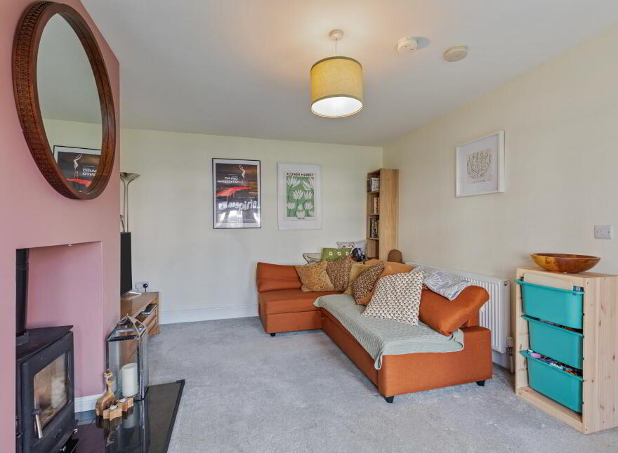 6 Pirrie Walk, Comber, Newtownards, BT23 5ZR