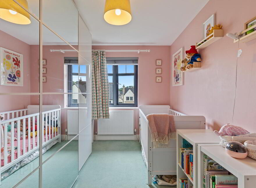 6 Pirrie Walk, Comber, Newtownards, BT23 5ZR