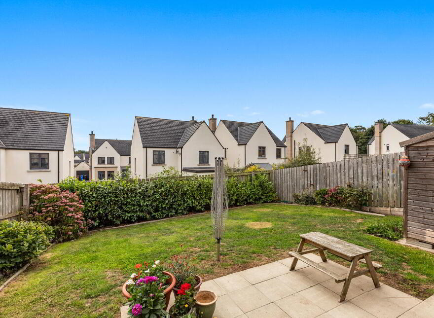 6 Pirrie Walk, Comber, Newtownards, BT23 5ZR