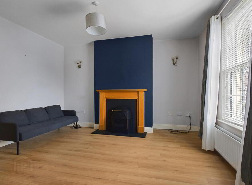 30 Breton Gardens, Lisburn, BT28 3YZ