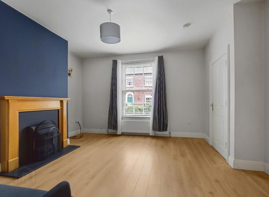 30 Breton Gardens, Lisburn, BT28 3YZ