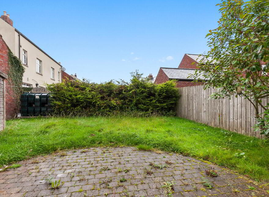 30 Breton Gardens, Lisburn, BT28 3YZ