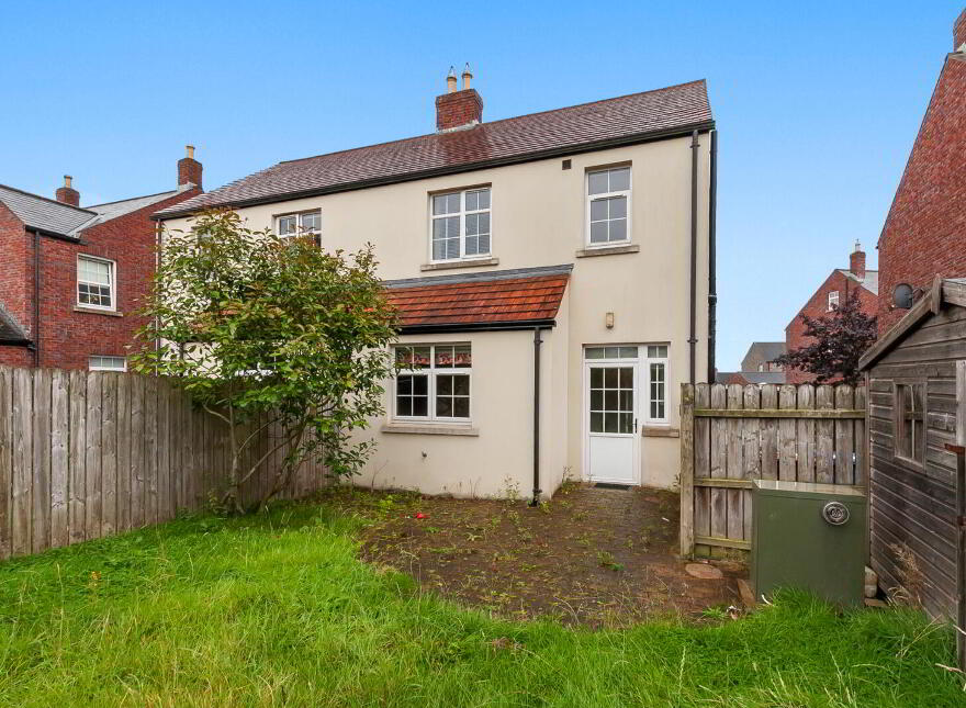 30 Breton Gardens, Lisburn, BT28 3YZ