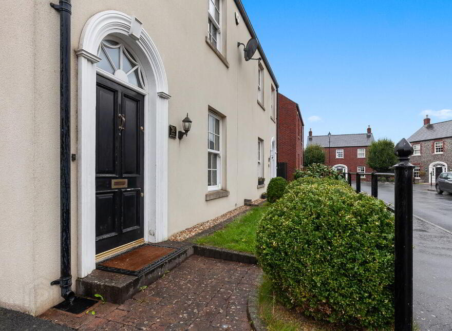 30 Breton Gardens, Lisburn, BT28 3YZ