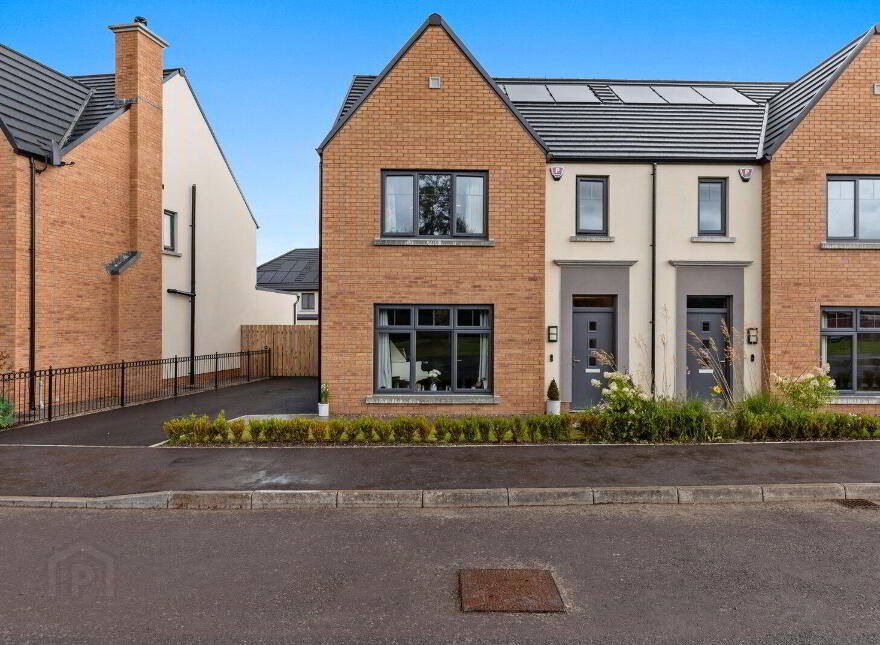 17 Mount Ober Drive, Belfast, BT8 6BJ