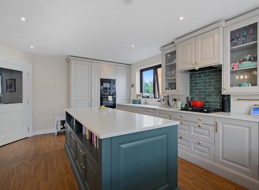 17 Mount Ober Drive, Belfast, BT8 6BJ