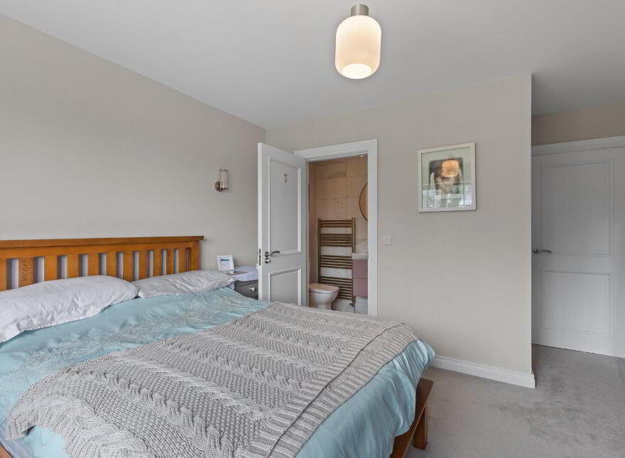 17 Mount Ober Drive, Belfast, BT8 6BJ