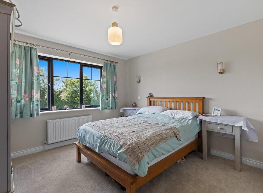 17 Mount Ober Drive, Belfast, BT8 6BJ