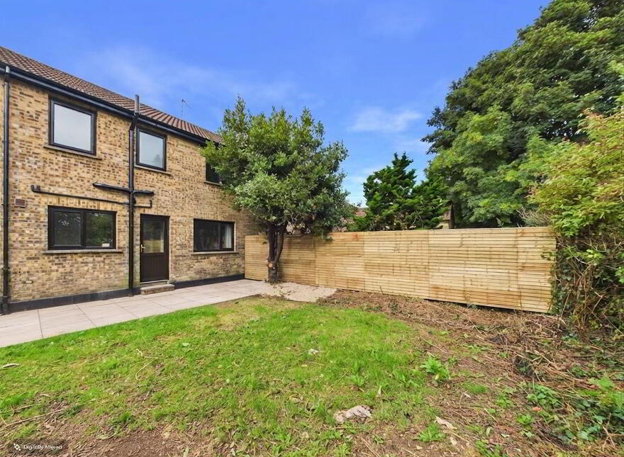 73 The Park, Millars Forge, Dundonald, Belfast, BT16 1QP