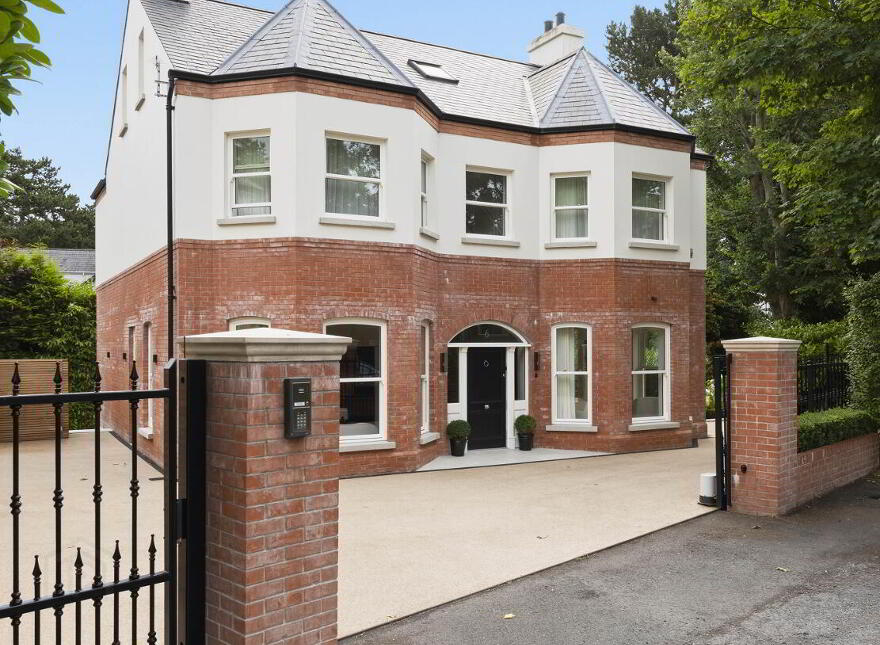 6 Sandown Park, Belfast, BT5 6JP