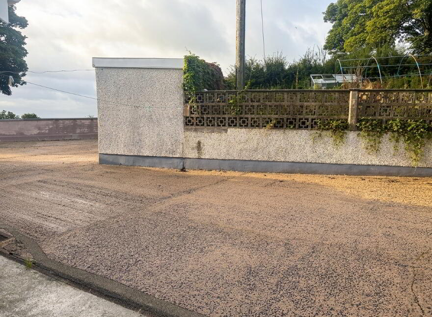 32 Ballyconnelly Road, Cullybackey, Ballymena, BT42 1JF