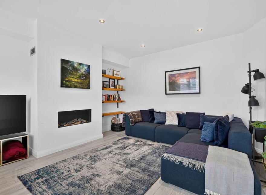 10 Balmoral Avenue, Belfast, BT9 6NW