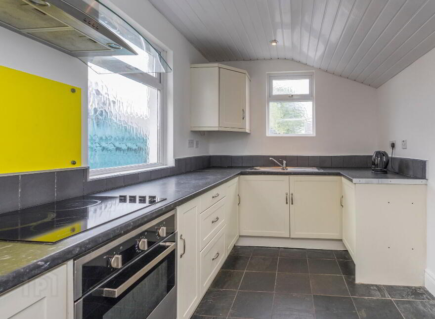 428 Castlereagh Road, Belfast, BT5 5FZ