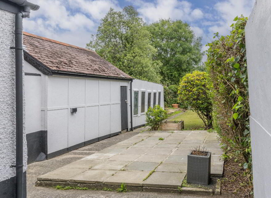 428 Castlereagh Road, Belfast, BT5 5FZ