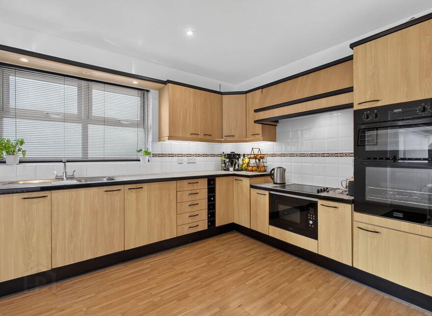 32 Tullagh Brow, Ballymena, BT42 2LY