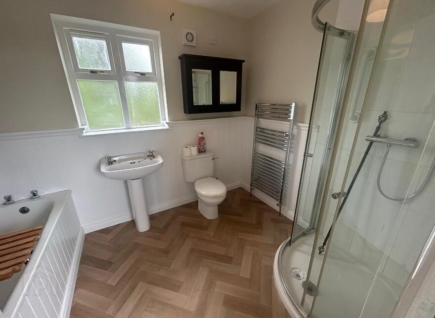 East Gate Lodge, 86 Larne Road, Ballycarry, Carrickfergus, BT38 9JN