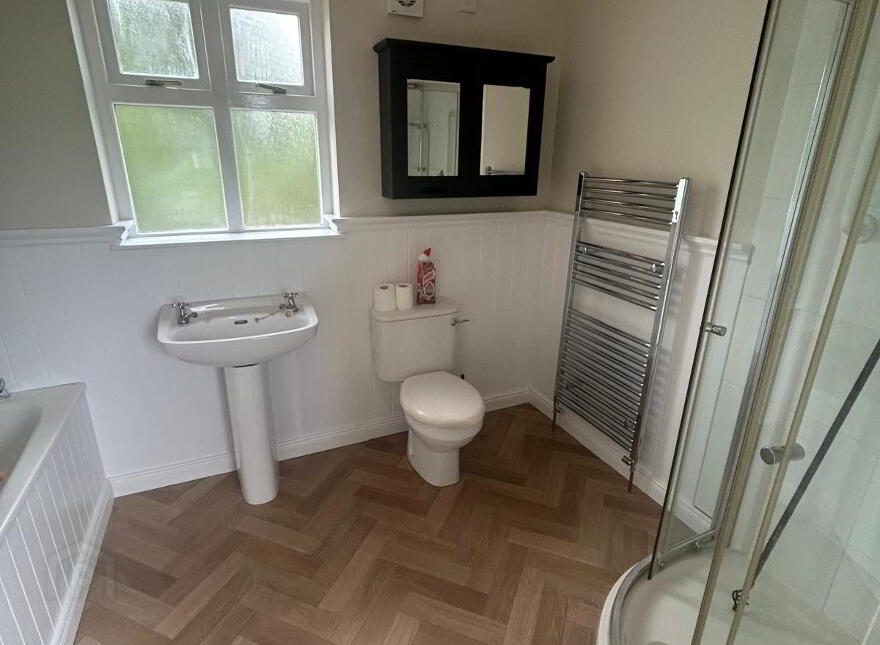 East Gate Lodge, 86 Larne Road, Ballycarry, Carrickfergus, BT38 9JN