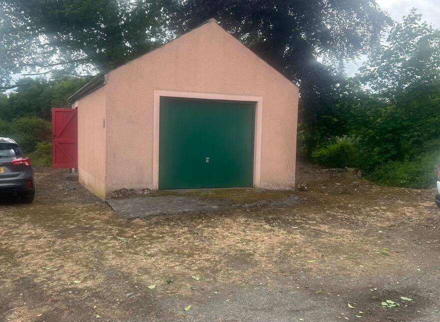 East Gate Lodge, 86 Larne Road, Ballycarry, Carrickfergus, BT38 9JN