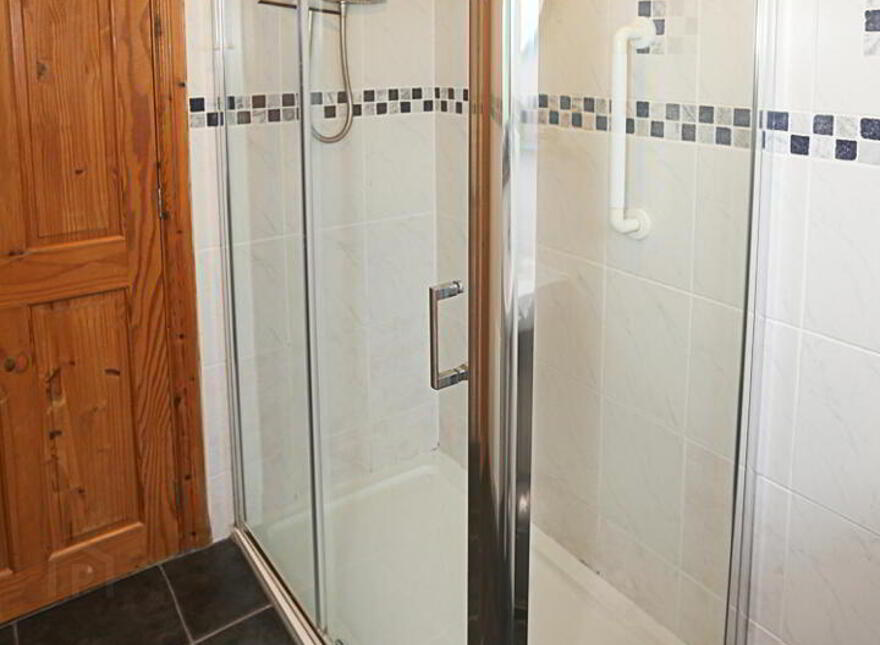 133 Firmount Crescent, Holywood, BT18 9QL