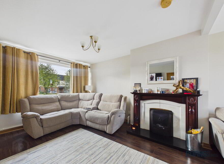 18 Queen's Avenue, Magherafelt, BT45 6BU