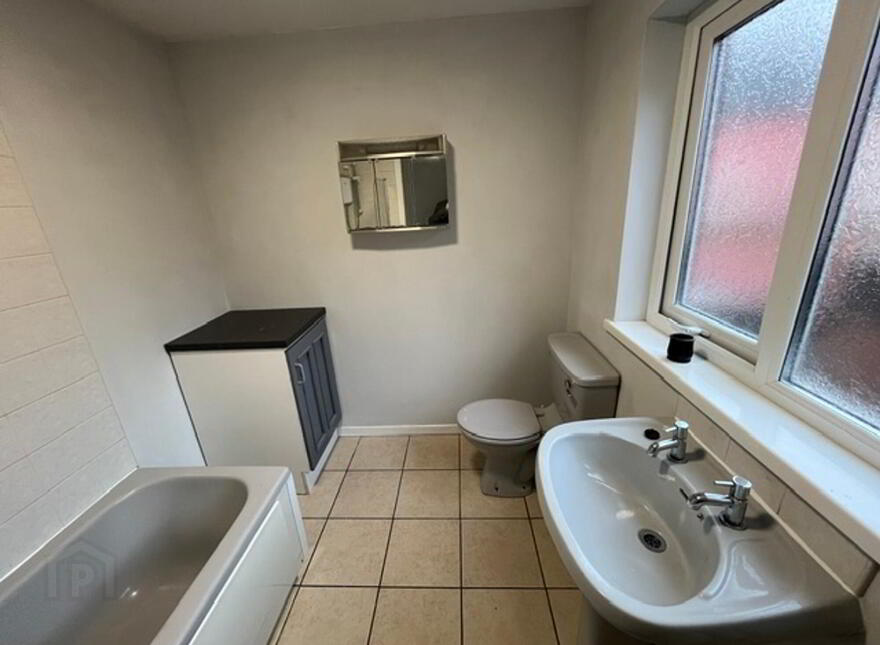 28 McMaster Street, Belfast, BT5 4HP