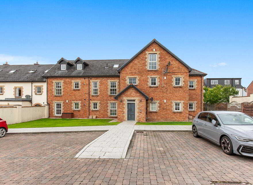 10 Blackrock Grove, Newtownabbey, BT36 4NA