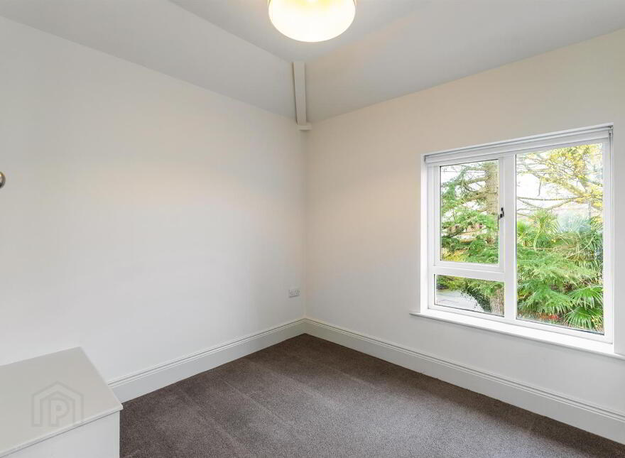 102 Kensington Road, Belfast, BT5 6NH