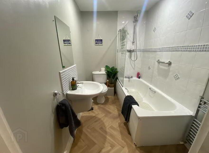 Apartment 4 111 Cliftonville Road, Belfast, BT14 6JQ