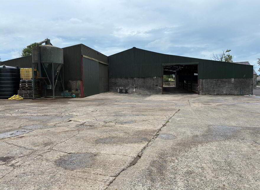 Ballynashee House, 44 Ballynashee Road, Ballyclare, BT39 9TB
