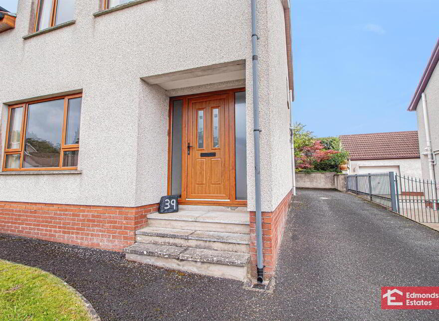 39 Mansefield Heights, Portglenone, Ballymena, BT44 8JR