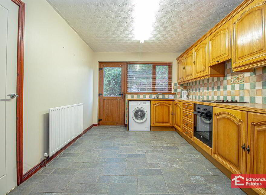 39 Mansefield Heights, Portglenone, Ballymena, BT44 8JR
