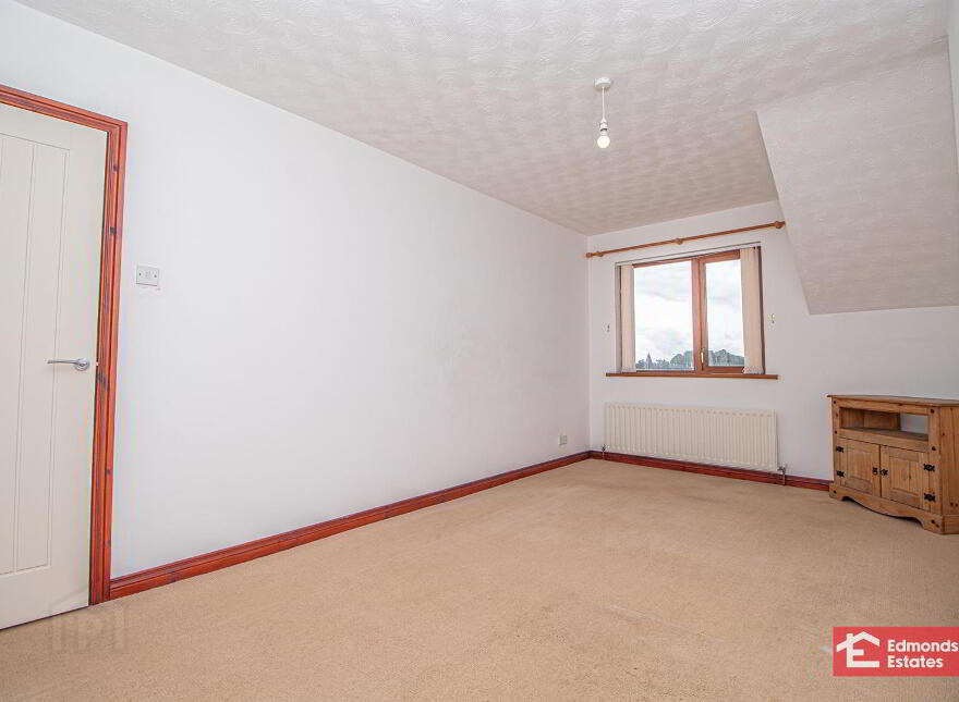 39 Mansefield Heights, Portglenone, Ballymena, BT44 8JR