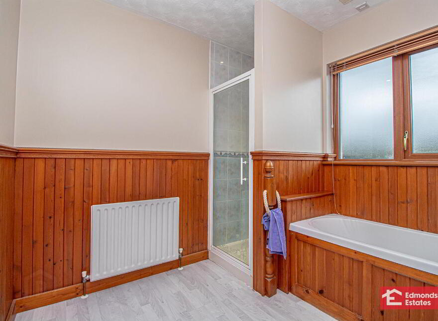 39 Mansefield Heights, Portglenone, Ballymena, BT44 8JR