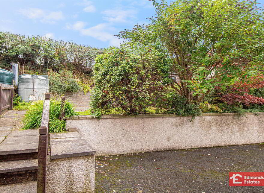 39 Mansefield Heights, Portglenone, Ballymena, BT44 8JR