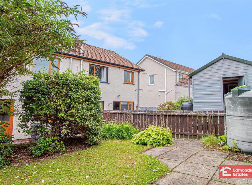 39 Mansefield Heights, Portglenone, Ballymena, BT44 8JR