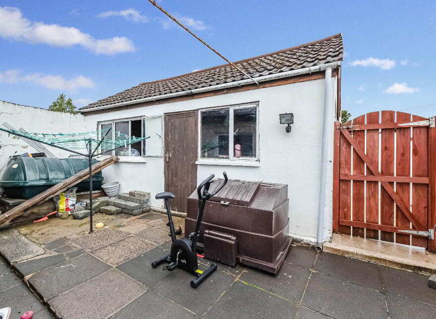 81 Moss Road, Lambeg, Lisburn, BT27 4NX
