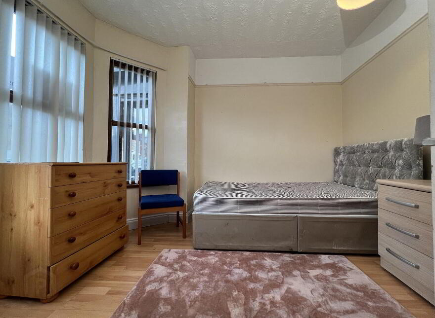 61 Agincourt Avenue, Belfast, BT7 1QB