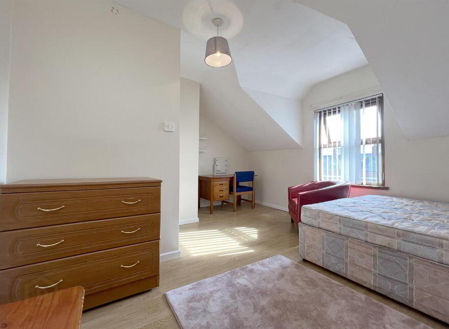 61 Agincourt Avenue, Belfast, BT7 1QB