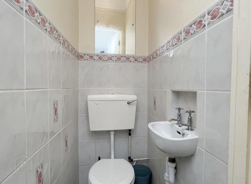 61 Agincourt Avenue, Belfast, BT7 1QB