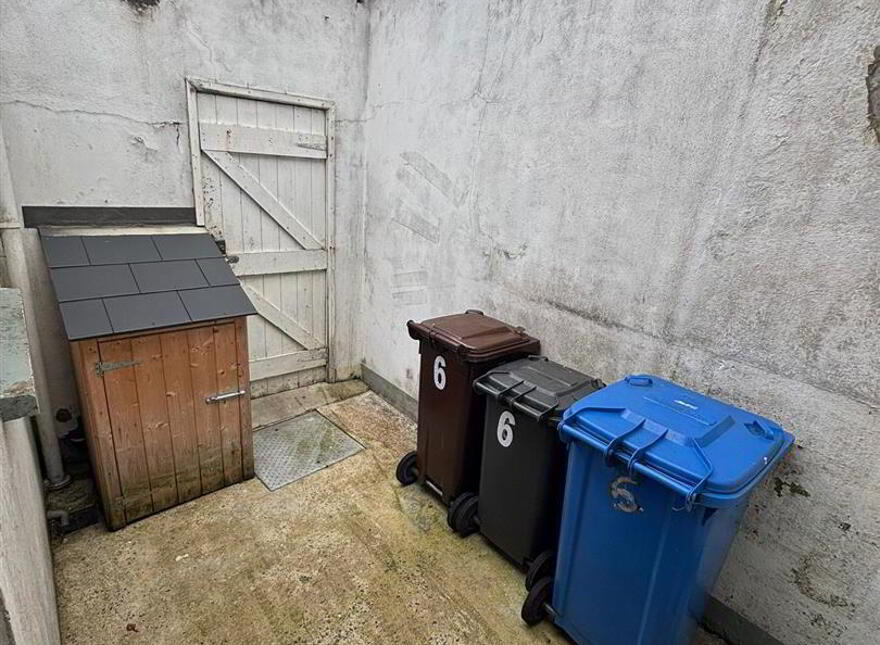 6 Arderin Terrace, John Street, Downpatrick, BT30 6BY