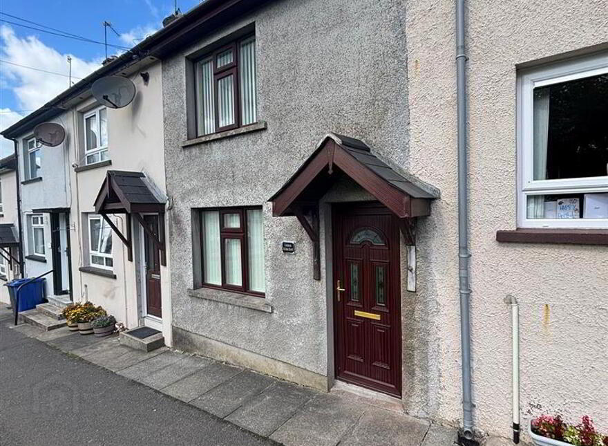 6 Arderin Terrace, John Street, Downpatrick, BT30 6BY