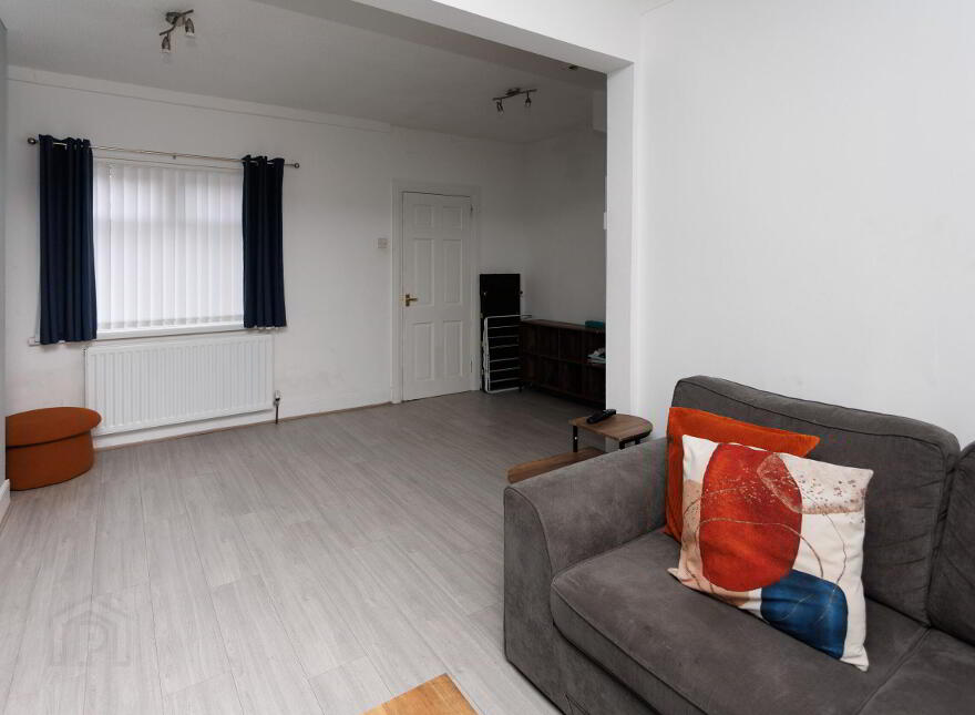 100 Hesketh Park, Belfast, BT14 7JS