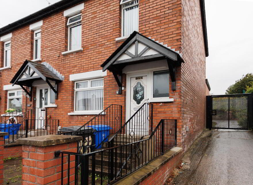 100 Hesketh Park, Belfast, BT14 7JS