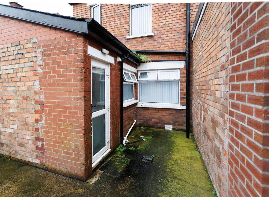 100 Hesketh Park, Belfast, BT14 7JS