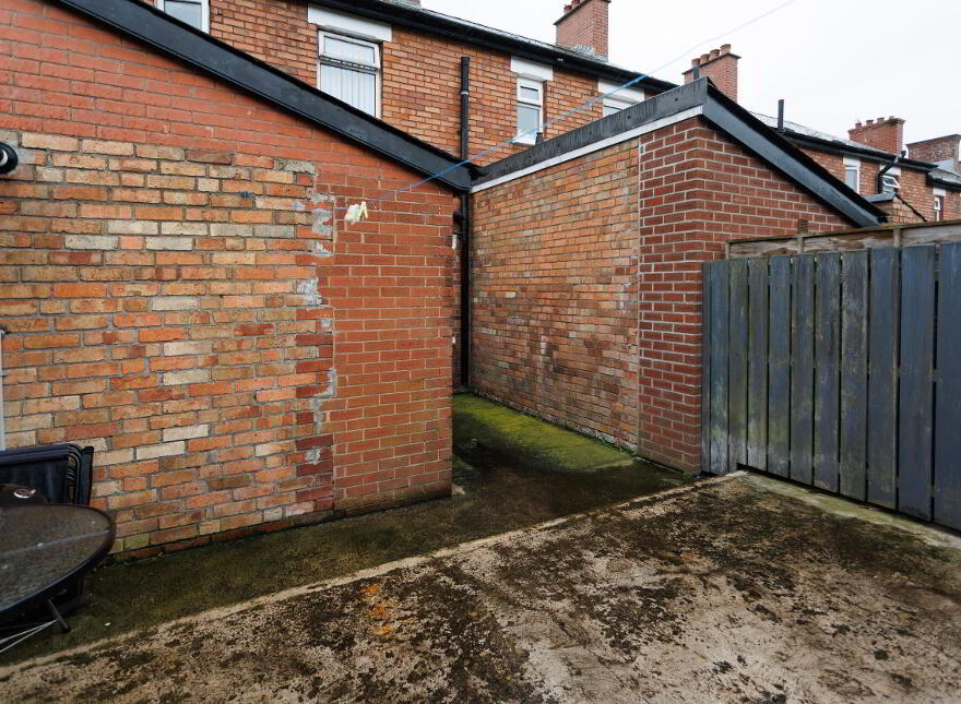 100 Hesketh Park, Belfast, BT14 7JS