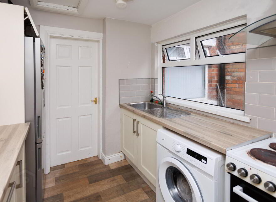 100 Hesketh Park, Belfast, BT14 7JS
