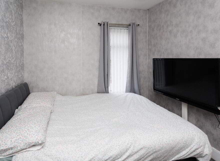 100 Hesketh Park, Belfast, BT14 7JS