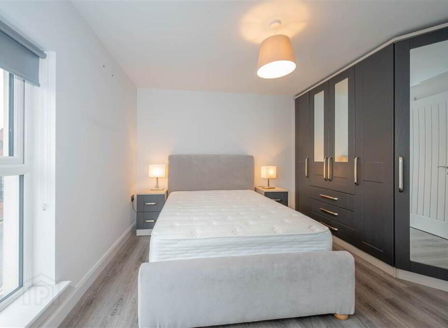 Apt 1 HWD, 124 High Street, Holywood, BT18 9HW