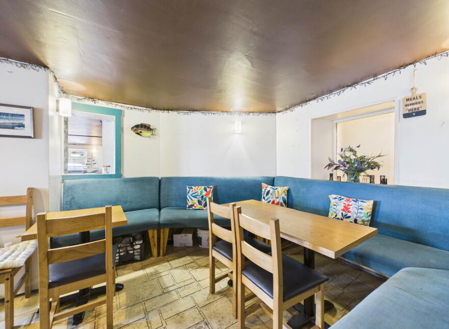 Suir Inn Restaurant, The Village, Cheek Point, X91T958