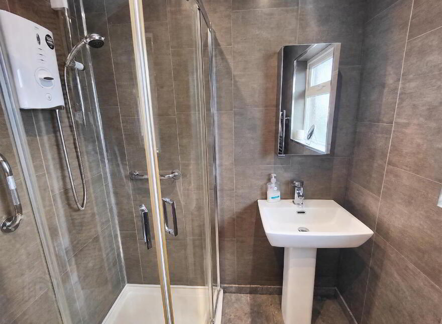 20 Brae Hill Park, Belfast, BT14 8FP